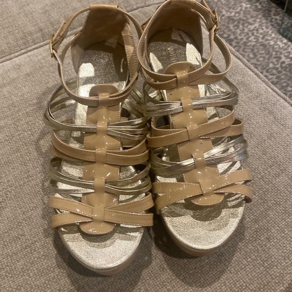 🤩Jimmy Choo Wedge🤩